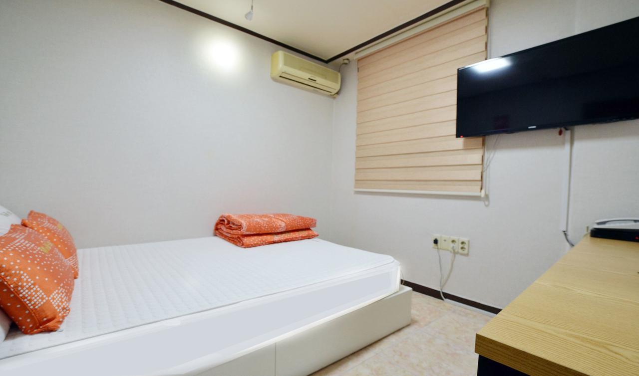 Wow Motel Busan Exteriör bild